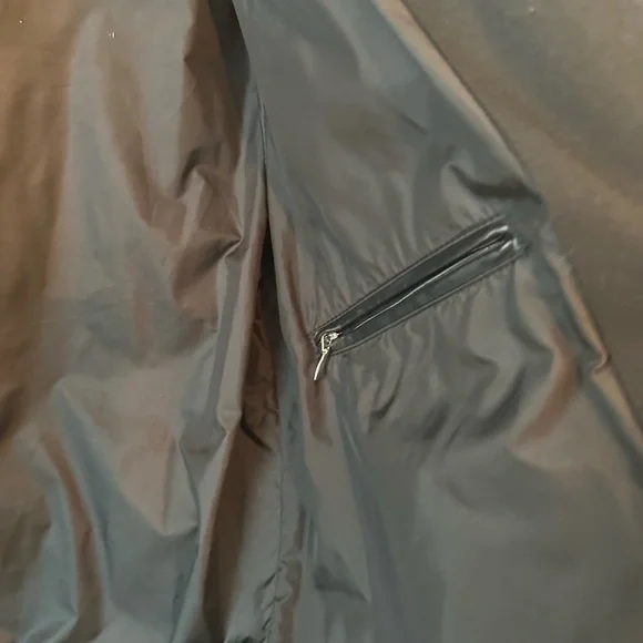 Reiss Black Leather-Trim Puffer Jacket - Picture 4 of 9